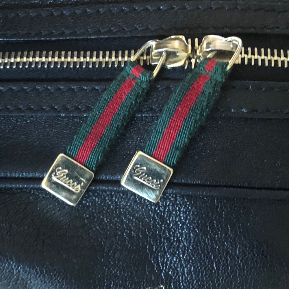 100 percent authentic GUCCI RARE SHOULDER BAG - Picture 5 of 8